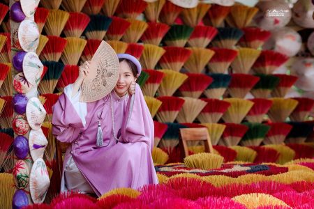 Xe Riêng Du Lịch Huế – Khám Phá Cung An Định, Lăng Minh Mạng, Làng Hương Thủy Xuân
