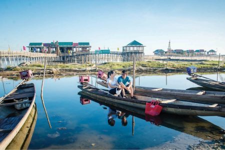 Xe Riêng Du Lịch Huế – Khám Phá Cầu Ngói Thanh Toàn, Rừng Ngập Mặn Rú Chá, Đầm Chuồn